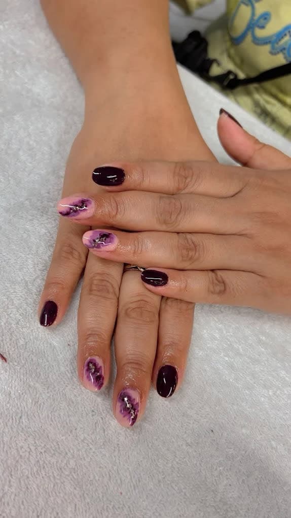 Nail courses